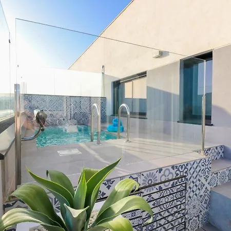 Penthouse With Large Roof Terrace & Plunge Pool * La Cala de Mijas